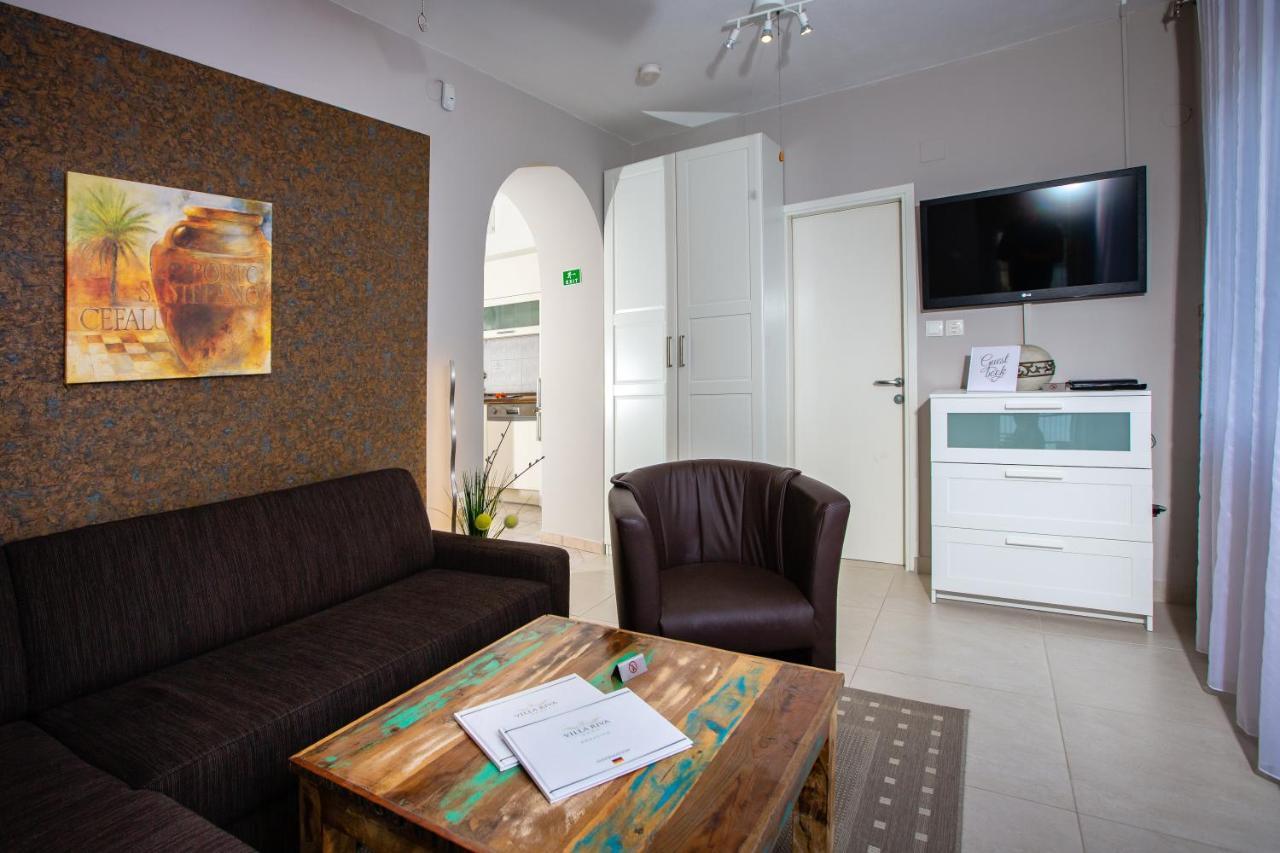 Villa Riva Barbat na Rabu ภายนอก รูปภาพ