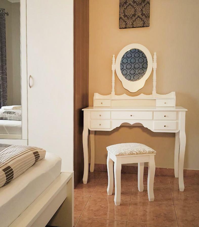 Villa Riva Barbat na Rabu ภายนอก รูปภาพ